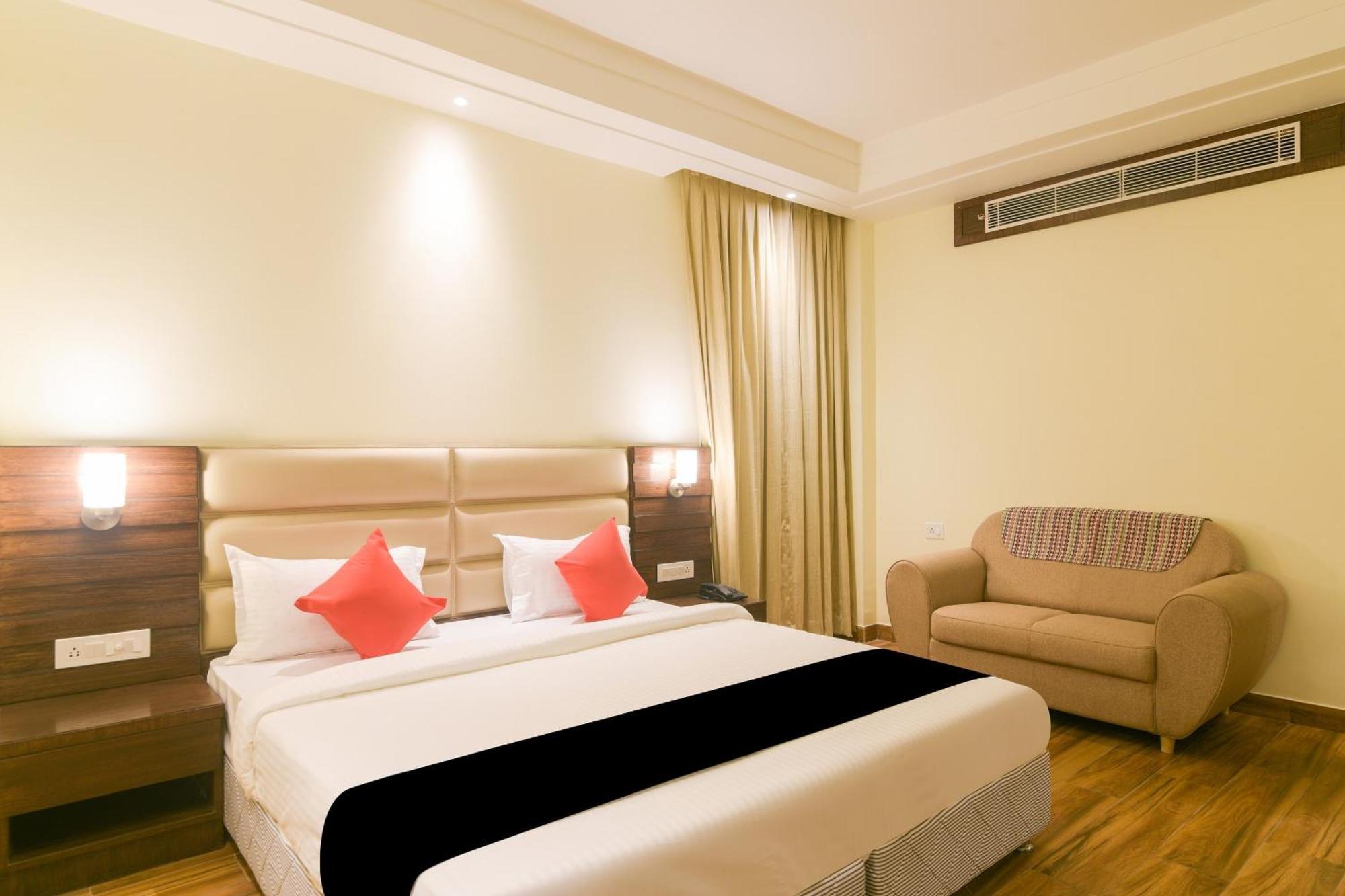 Hotel Super Collection O Starlight Kanpur Zewnętrze zdjęcie