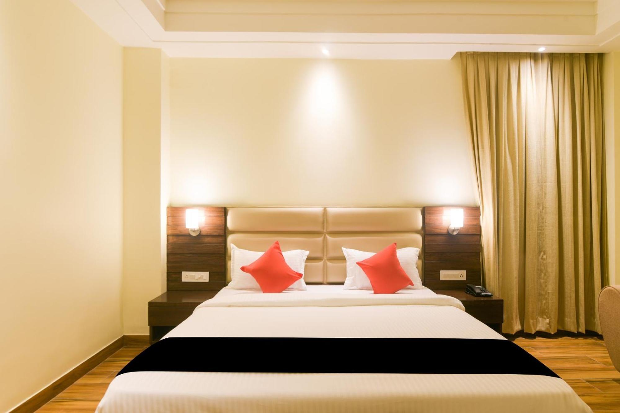 Hotel Super Collection O Starlight Kanpur Zewnętrze zdjęcie